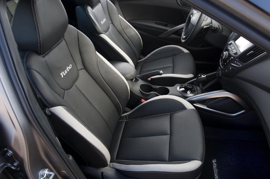  Hyundai Veloster Turbo 2012 года  (фото 9 из 244)